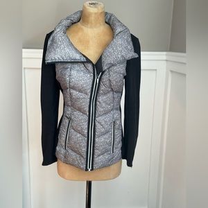 BE BOUNDLESS Quilted puffer down jacket mixed media 2 tone asymmetric zipper. M